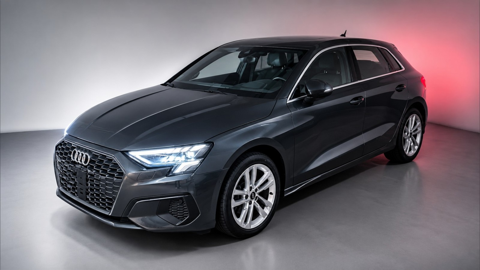 Audi A3 or similar mieten in Belgrad — Majestic Auto Group